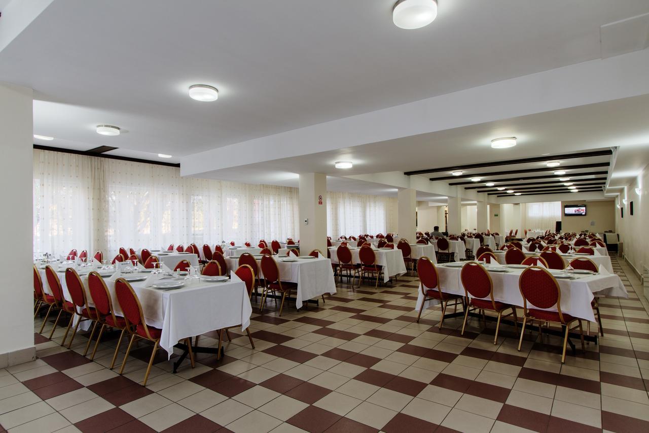 Hotel Central Calimanesti Exterior photo